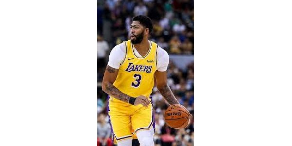 Davis non parteciperà al prossimo round